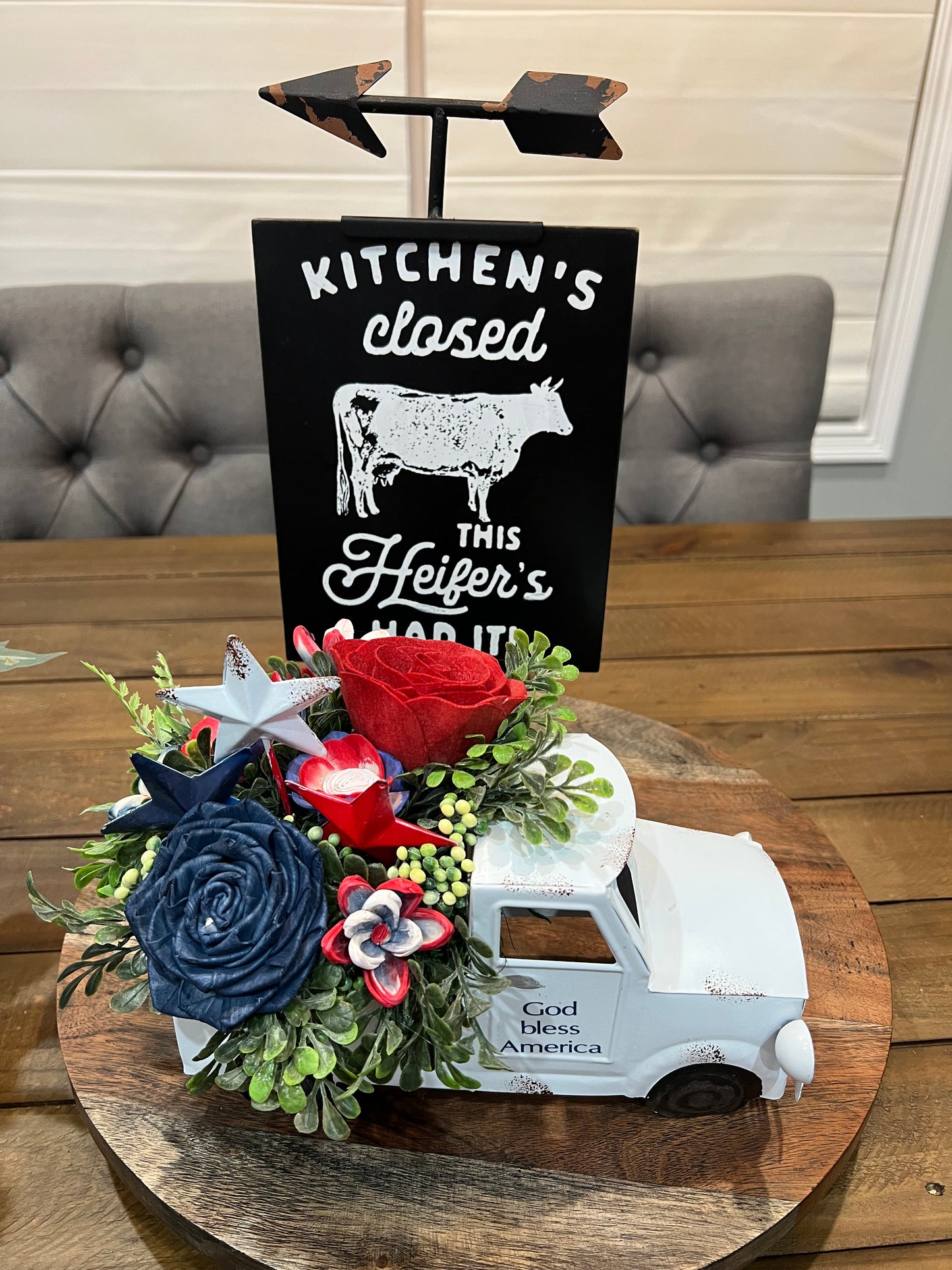 4TH OF JULY TRUCK FLORAL ARRANGEMENT WITH WORKING LIGHTS