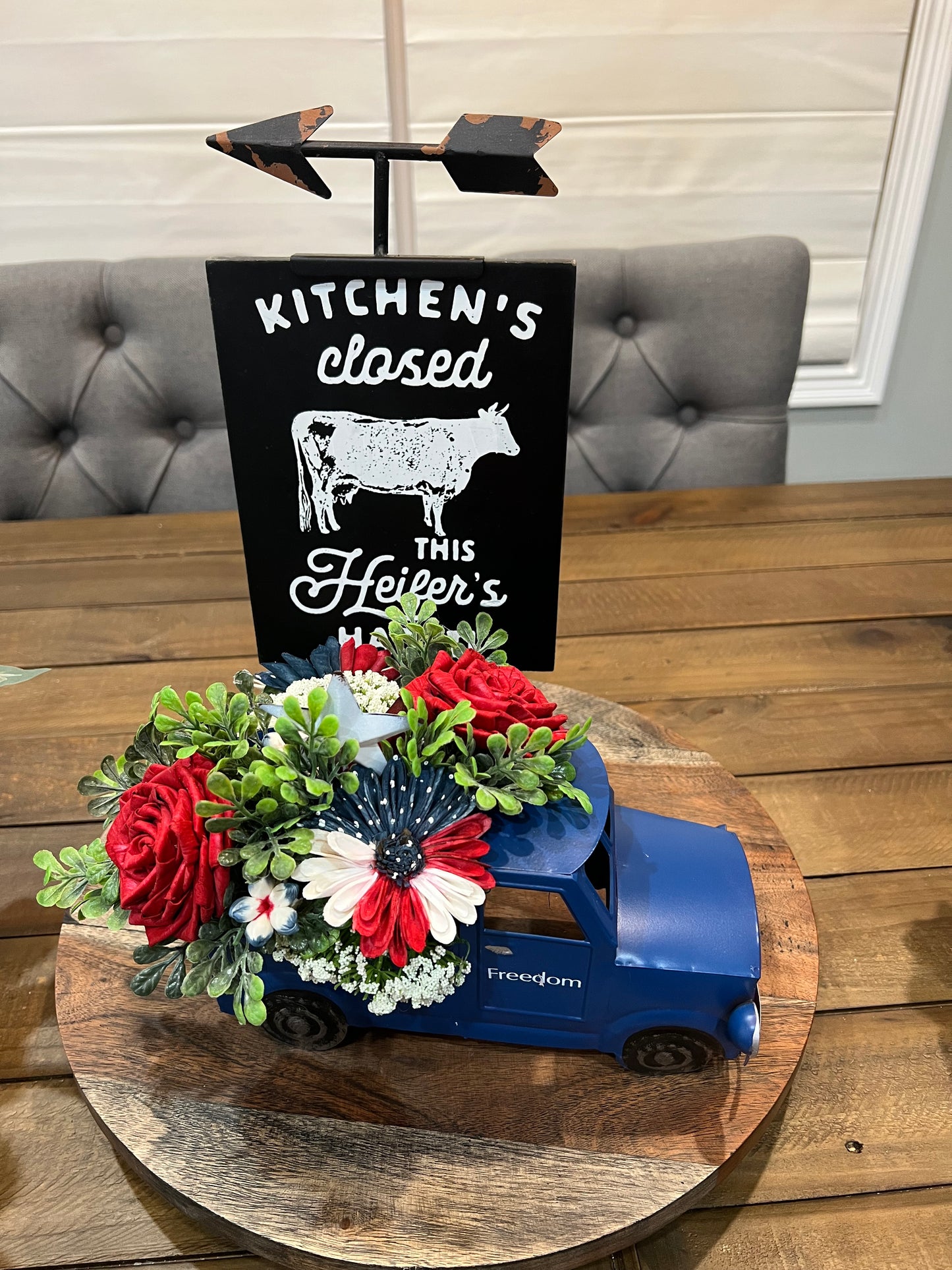 4TH OF JULY TRUCK FLORAL ARRANGEMENT WITH WORKING LIGHTS