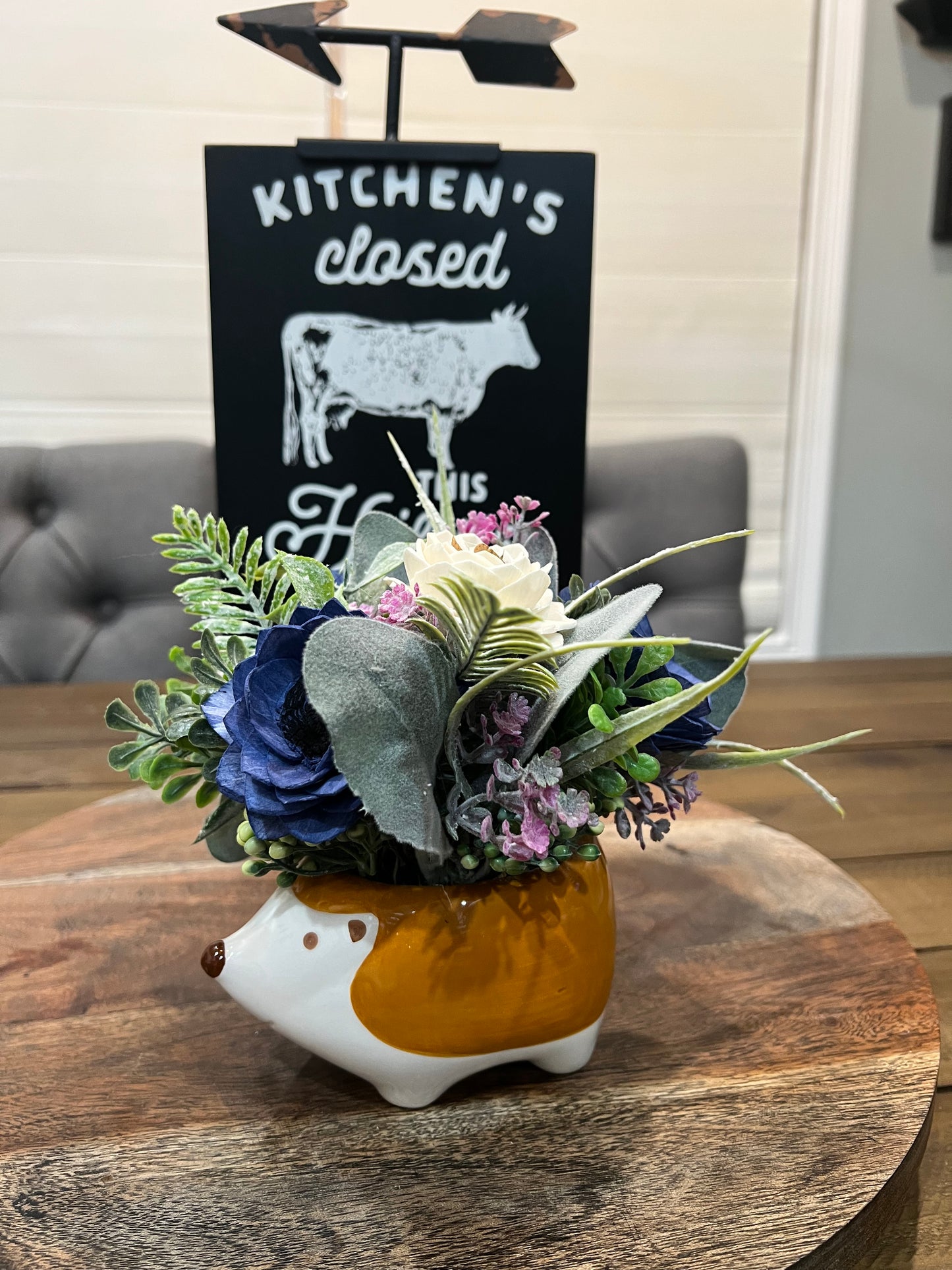 Hedgehog with Blue flowers