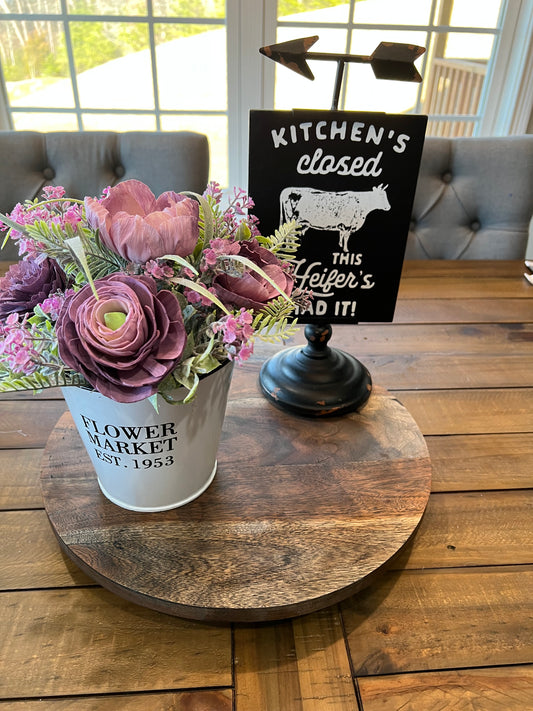 FLORAL ARRANGEMENT
