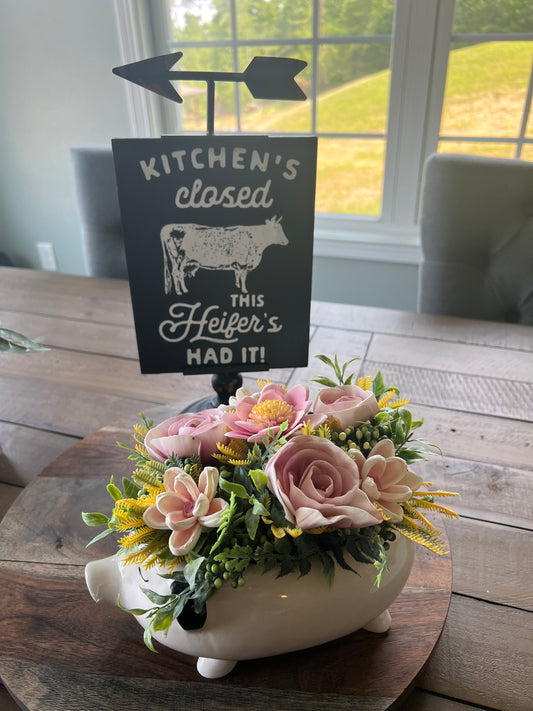 Piggy with Pink wood flowers